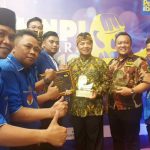 Bupati Bandung dan GADA AMS Raih Award Kepemudaan 2019