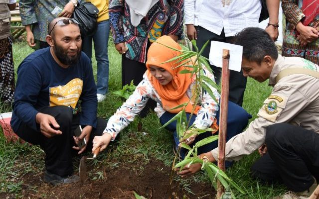 Hajat Huluwotan 2019 Jadi Momentum Gerakan Tanam Sejuta Pohon Bambu Hajat Huluwotan 2019 Jadi Momentum Gerakan Tanam Sejuta Pohon Bambu