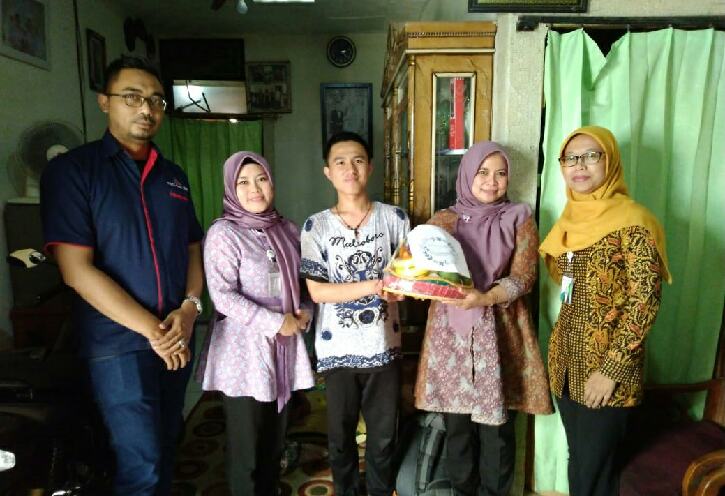 BPJamsostek Cimahi Kunjungi Peserta Korban Kecelakaan Kerja