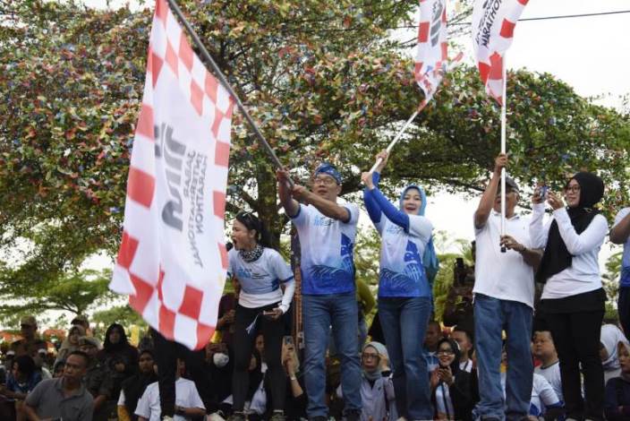 Gubernur Lepas Peserta Jabar International Marathon 2019