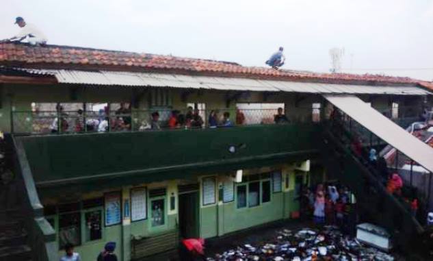 Bangunan MI di Batujajar Terbakar