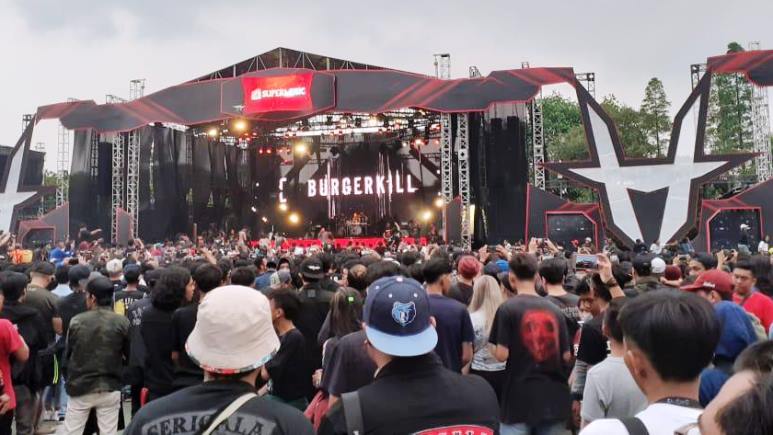 Tampilkan Berbagai Genre Musik