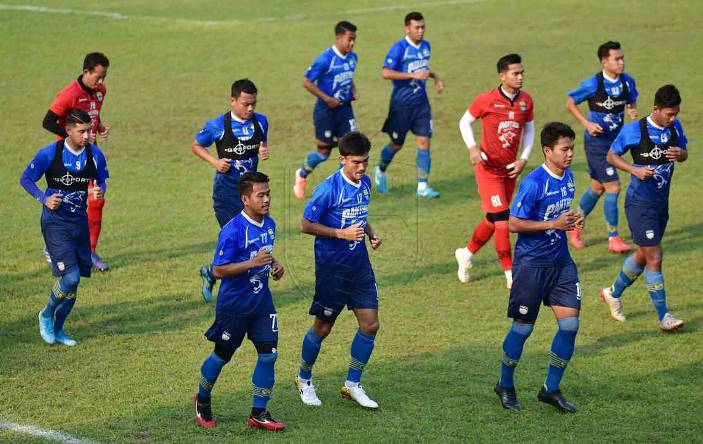 Target Persib Masuk Lima Besar Semakin Sulit Target Persib Masuk Lima Besar Semakin Sulit