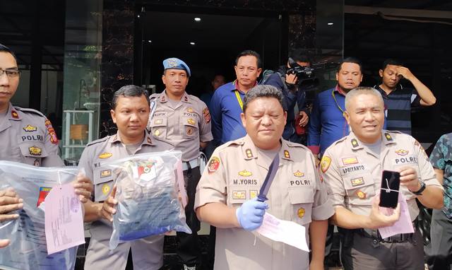 Tersangka Penusuk Terancam Dibui Seumur Hidup
