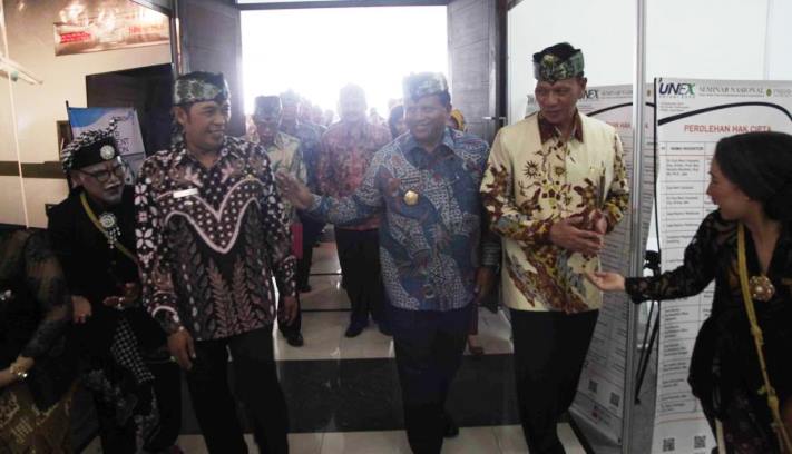 Unjani Gelar Expo I dan Seminar Nasional Unjani Gelar Expo I dan Seminar Nasional