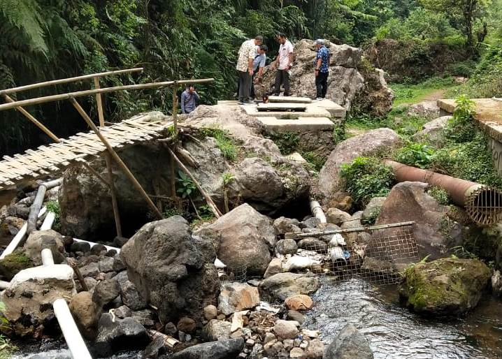 BUMD Temukan Empat Pipa Diduga Ilegal di Sungai Cijanggel
