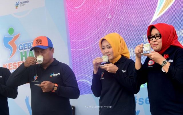 Hari Kesehatan Nasional, Jabar Canangkan Gelar Bugar dengan Jamu