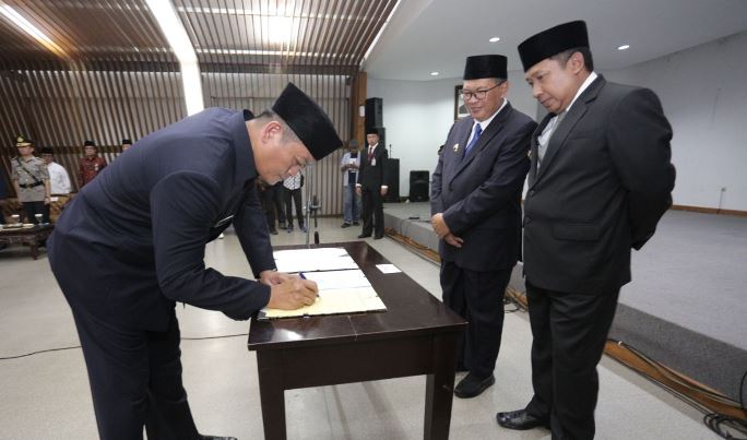 Kisruh Sekda Berlanjut