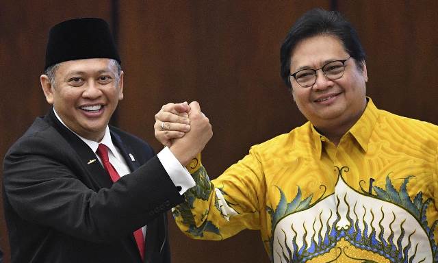 Partai Politik Bukan Perusahaan Partai Politik Bukan Perusahaan