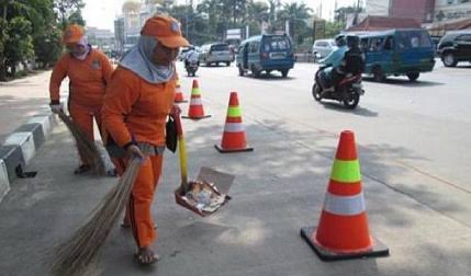 DLH Tambah Petugas Kebersihan Saat Pergantian Tahun 2019-2020 DLH Tambah Petugas Kebersihan Saat Pergantian Tahun 2019-2020