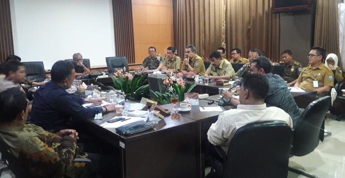 Pemkot Dicecar Soal Tamansari