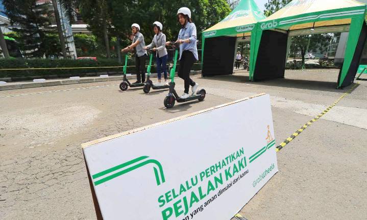 Skuter Listrik Dilarang Beroperasi