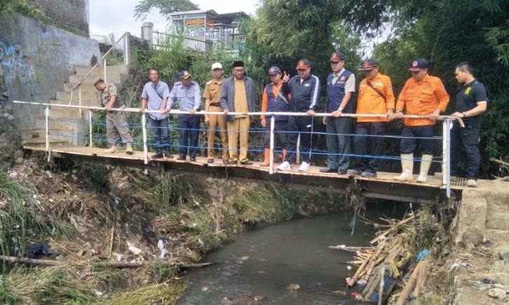 Bupati Instruksikan Normalisasi Sungai Cihaur Bupati Instruksikan Normalisasi Sungai Cihaur