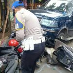 6 Motor Ringsek Diseruduk Minibus Dekat Pemkot Cimahi