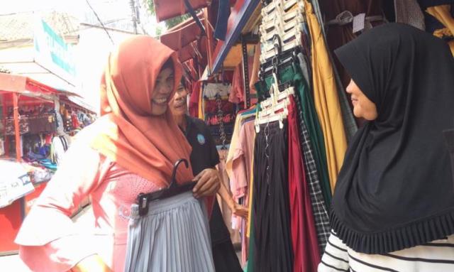 Pasca Dibenahi, PKL Cicadas Alami Penurunan Omset Pasca Dibenahi, PKL Cicadas Alami Penurunan Omset