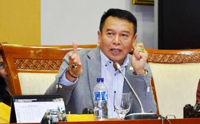 Soal Corona, DPR Desak Pemerintah Larang Warga Cina ke Indonesia