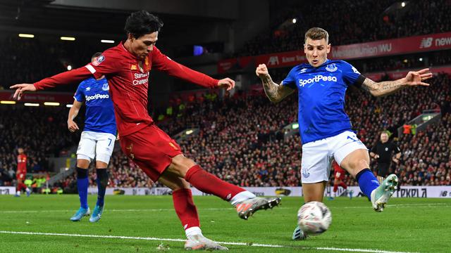 Liverpool Tak Lagi Gunakan NB, Minamino Pampil Manis