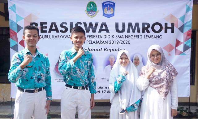 Tiga Siswa Penghafal Alquran Raih Umroh dari Sekolah Tiga Siswa Penghafal Alquran Raih Umroh dari Sekolah