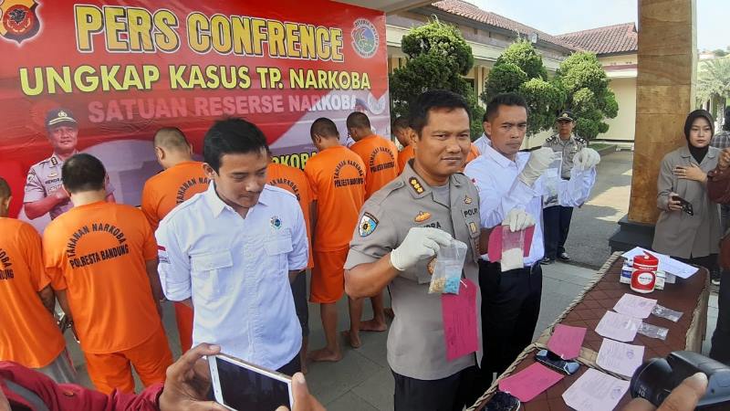 Tangkap Pengedar, Polresta Bandung Komitmen Berantas Narkoba