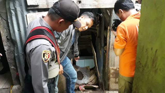 Sepasang Kekasih di Bawah Umur Buang Bayi