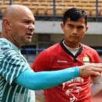 Motivasi Passos Tetap Sama, Mencetak Kiper Andal