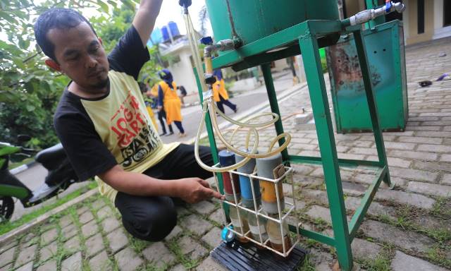 Kelurahan Rancabolang Aplikasikan Program Kang Pisman dengan Merakit Sendiri