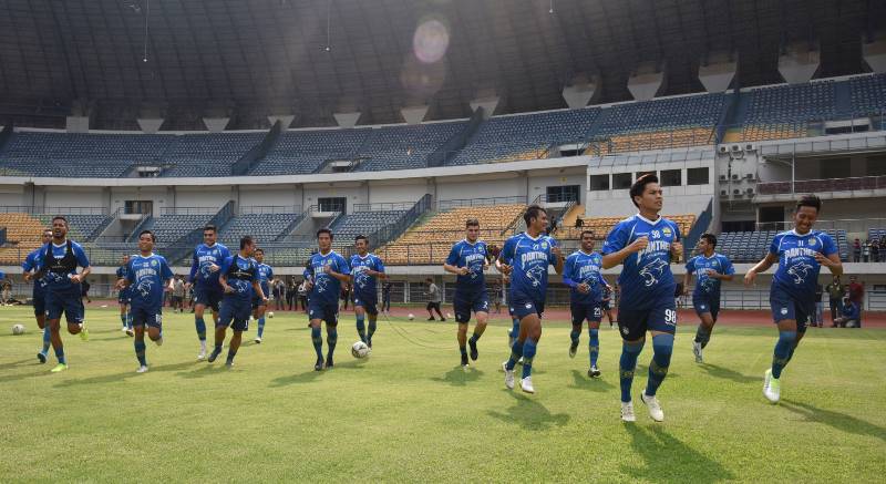 Pedagang Inginkan Persib Bermain di GBLA