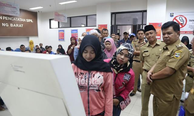 Server Rusak, Pelayanan Warga Terkendala