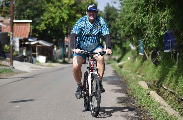 Robert Tak Ragu Bersepeda Kembali
