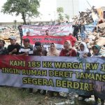 Warga Desak Rumah Deret Segera Dibangun