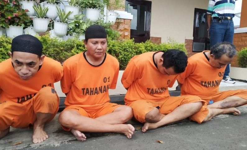 Sindikat Pencetak Uang Palsu Dibekuk, Puluhan Juta Diedarkan di Padalarang