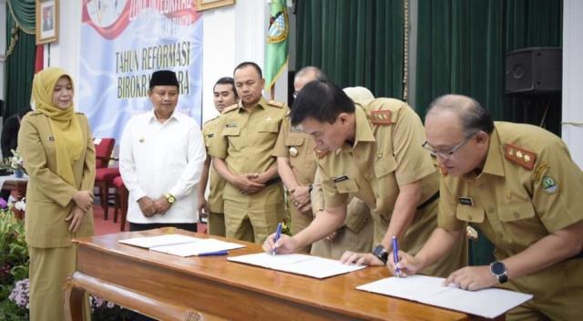 Bangun Reformasi Birokrasi Melalui Pakta Integritas