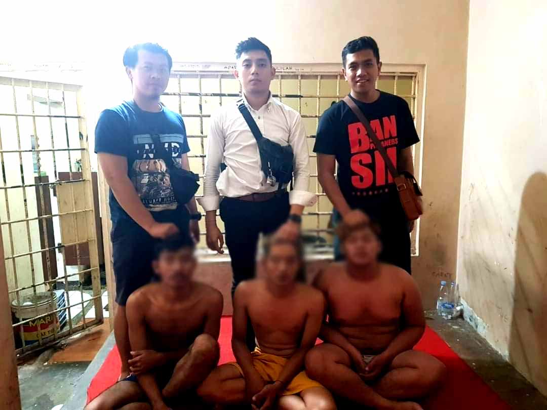 Pura-pura Terima Pesanan, Oknum Ojol Ini Malah Bawa Kabur Ponsel di BEC Bandung Pura-pura Terima Pesanan, Oknum Ojol Ini Malah Bawa Kabur Ponsel di BEC Bandung
