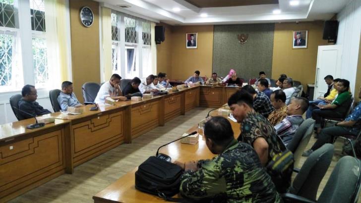 Bekukan Oprasional Rentenir