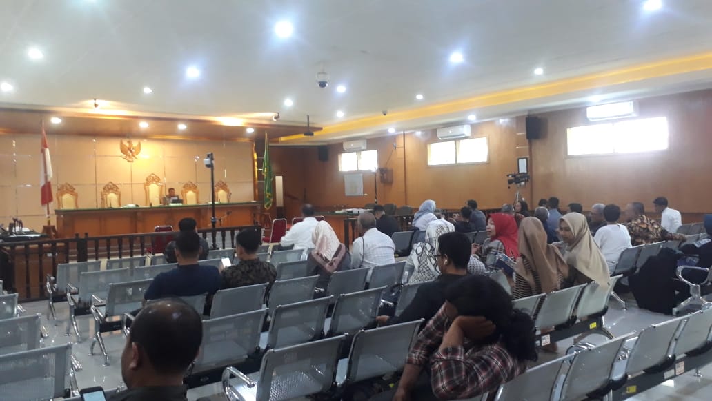 Bongkar Aliran Suap Meikarta, Aher dan Dedi Mizwar Dihadirkan pada Sidang Kasus Suap Iwa Karniwa