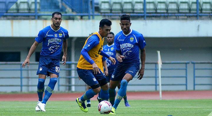 Maung Bandung Ditantang Persis Solo