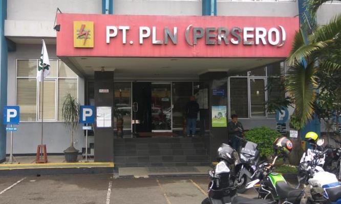 Masih Banyak Pelanggan PLN Telat Bayar Iuran