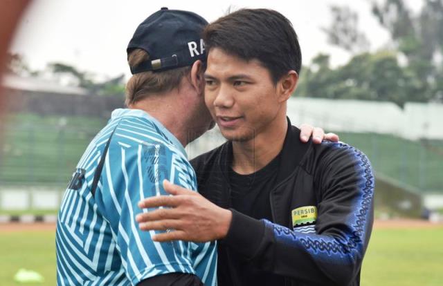 Achmad Jufriyanto Tinggalkan Persib Achmad Jufriyanto Tinggalkan Persib