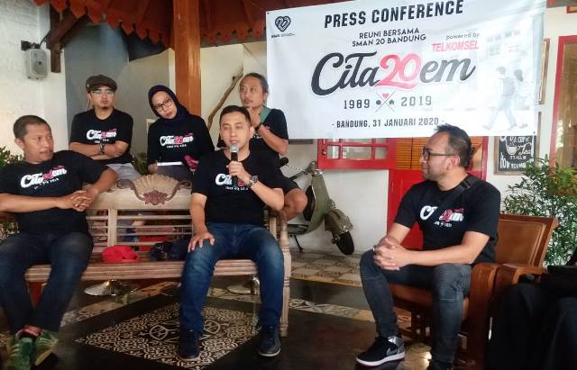 SMAN 20 Bandung Gelar Reuni Bersama Tiga Dekade