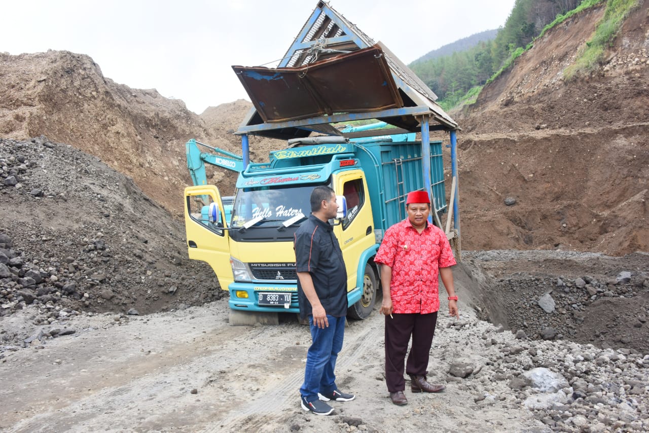 Waduh! Puluhan Tambang Galian Pasir di Gunung Tampomas Ternyata Ilegal