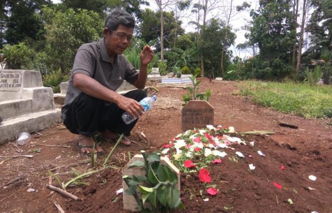 Yusron Tidak Bisa Bertahan Hidup, Yusril Dalam Kondisi Kritis, Kedua Orang Bingung Tak Ada Biaya