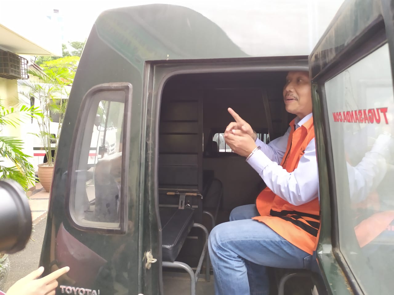 Dituntut 6 Tahun Penjara, Iwa Karniwa Kekeuh Tidak Bersalah Dituntut 6 Tahun Penjara, Iwa Karniwa Kekeuh Tidak Bersalah