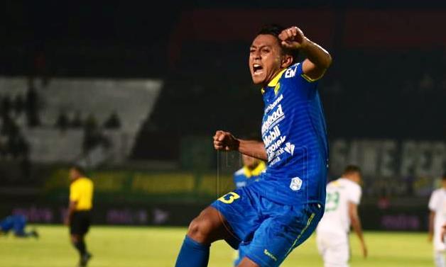 Febri Dipanggil Timnas, Robert Kritisi FIFA