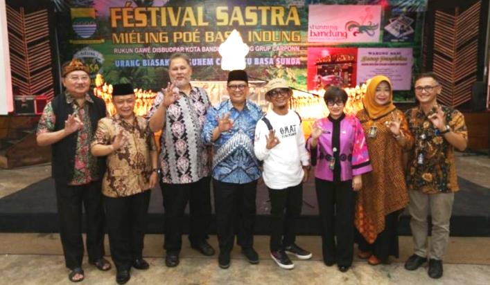 Imbau Warga Bandung Muliakan Bahasa Sunda