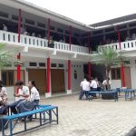 Kadisdik Resmikan Kantin Sehat SMPN 10