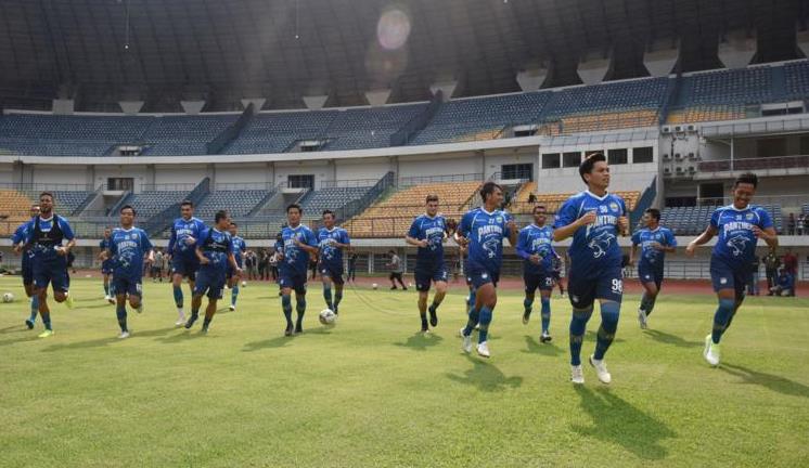 Persib Butuh Dana Rp 400 M untuk Kelola Stadion GBLA