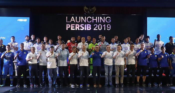 Disinggung Soal Kejutan di Launching Tim Persib? Umuh: Tunggu Ajalah