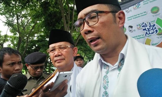 Ridwan Kamil menyesalkan dengan aksi anarkis Ormas GMBI ketika demonstrasi menaiki Patung Lodaya Sama Saja Melecehkan Institusi Polda Jabar (ilustrasi)