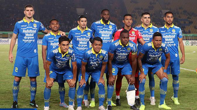 Robert Tentukan Starting Eleven Persib Musim 2020