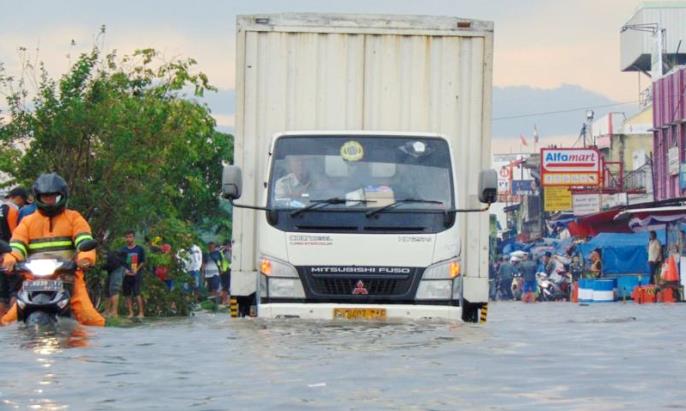 Banjir Bercampur Limbah